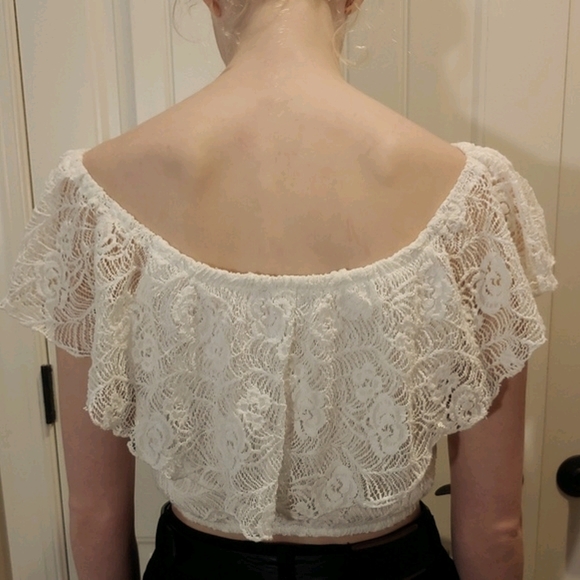 Charlotte Russe Lace Crop Top - Picture 3 of 8